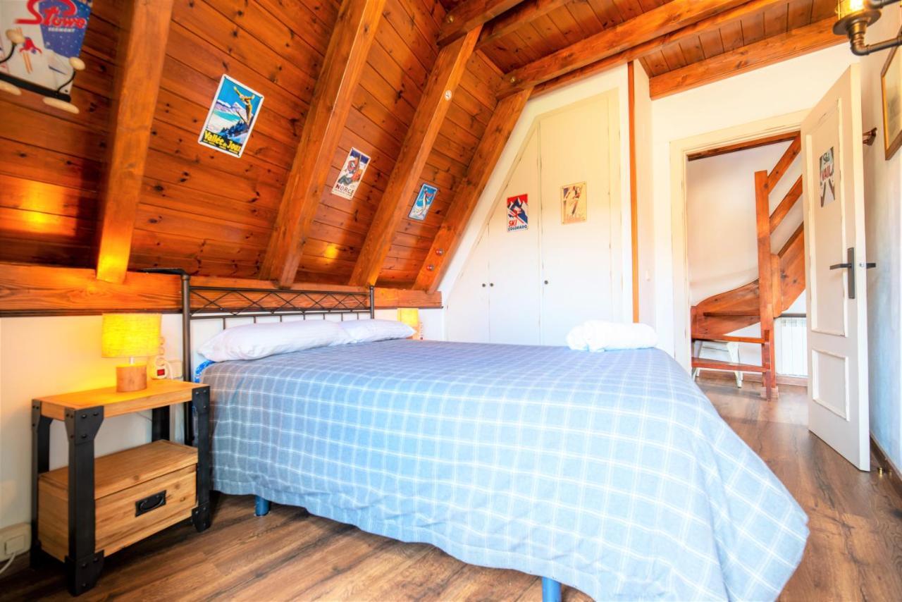 Apartamentos Aran Montcorbau Εξωτερικό φωτογραφία