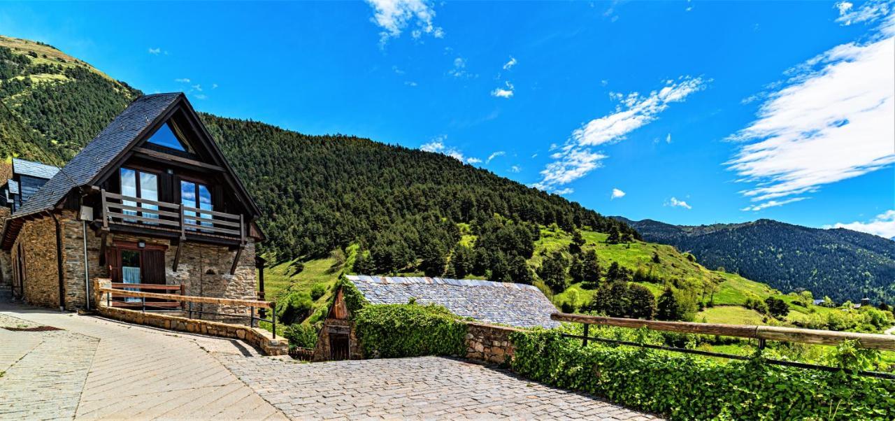 Apartamentos Aran Montcorbau Εξωτερικό φωτογραφία