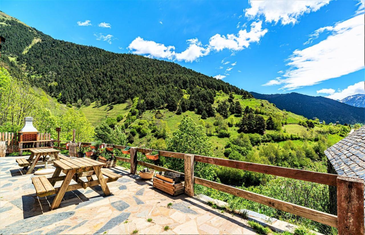 Apartamentos Aran Montcorbau Εξωτερικό φωτογραφία
